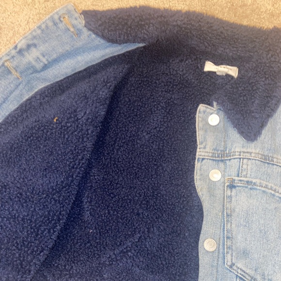 Jean jacket with blue Sherpa fur - Picture 4 of 5